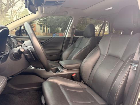 Used 2023 Subaru Outback Limited image 13