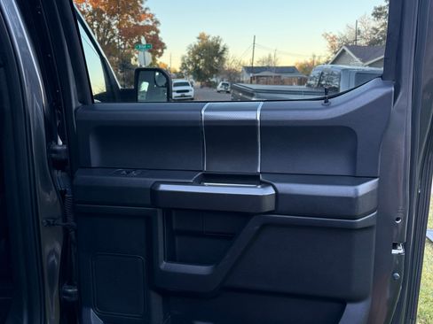 Used 2016 Ford F150 XLT w/ Equipment Group 302A Luxury AWD/4WD image 27