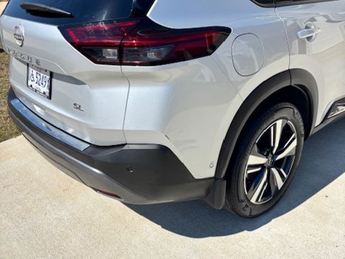 Used 2022 Nissan Rogue SL w/ SL Premium Package image 14