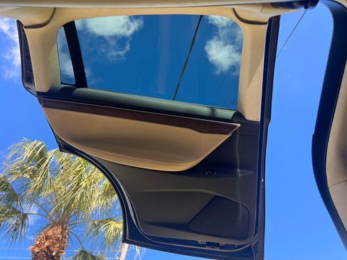 Used 2017 Tesla Model X 100D image 16