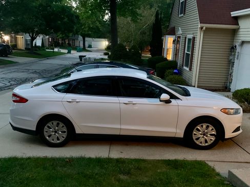 Used 2014 Ford Fusion S FWD image 8