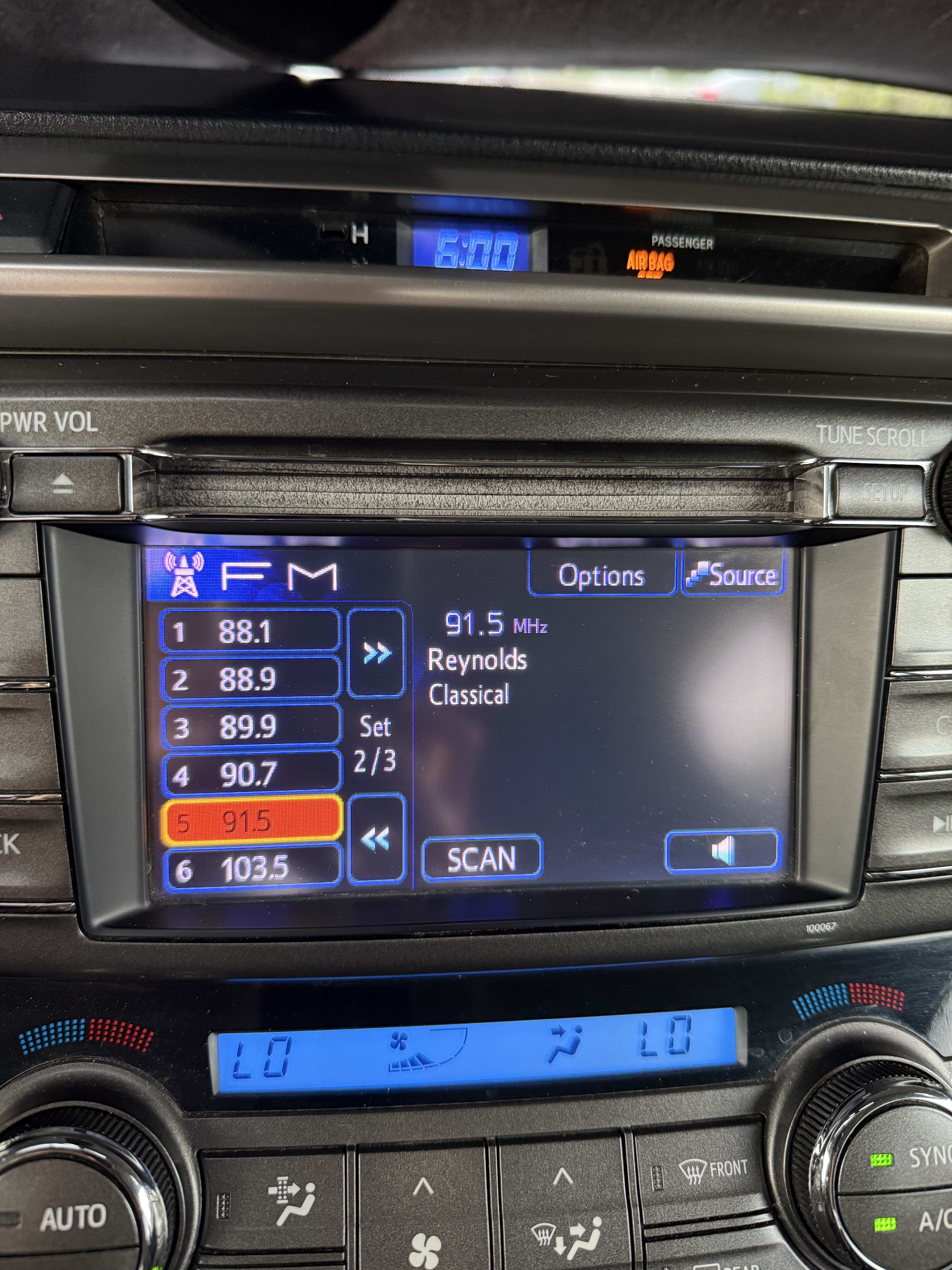 Used 2013 Toyota RAV4 XLE FWD image 24