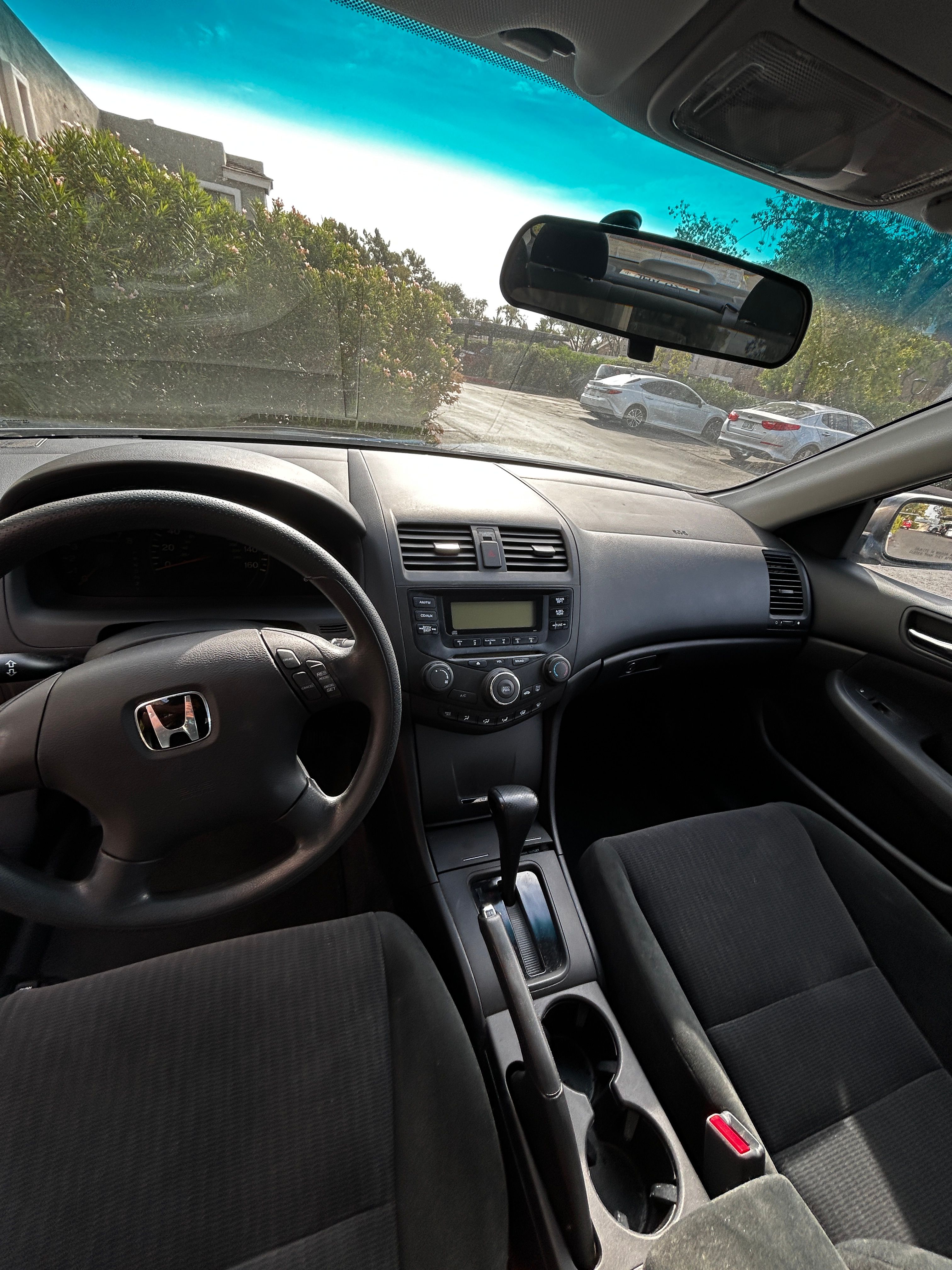 Used 2005 Honda Accord LX image 9