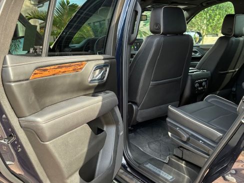 Used 2023 Chevrolet Tahoe Premier image 12