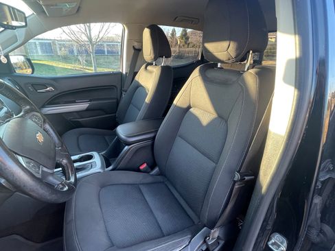 Used 2017 Chevrolet Colorado LT w/ LT Convenience Package image 24