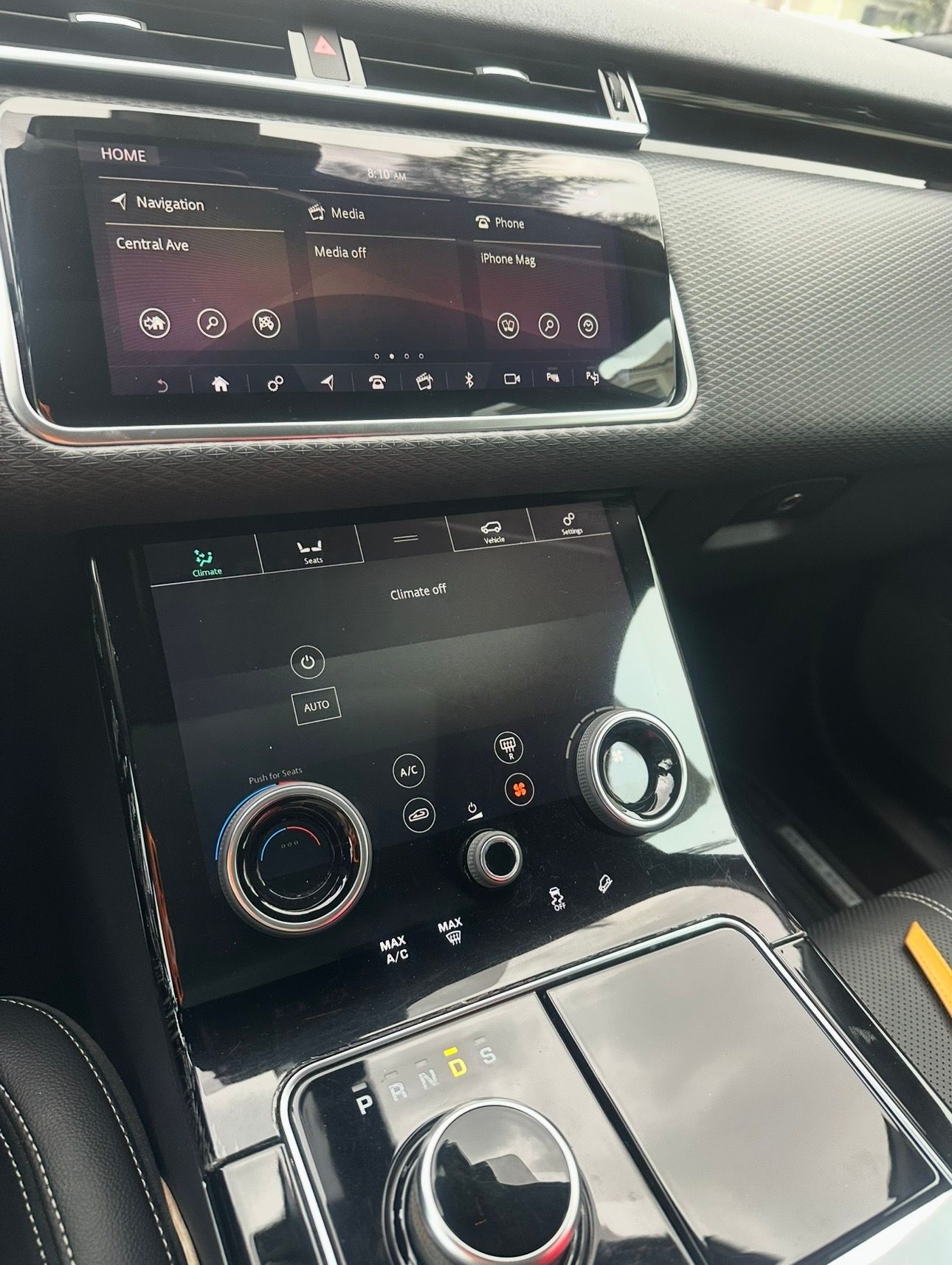 Used 2019 Land Rover Range Rover Velar R-Dynamic SE AWD/4WD image 11