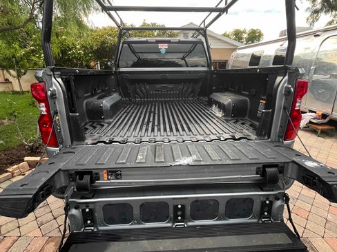 Used 2024 Chevrolet Silverado 2500 Custom w/ Custom Value Package image 30