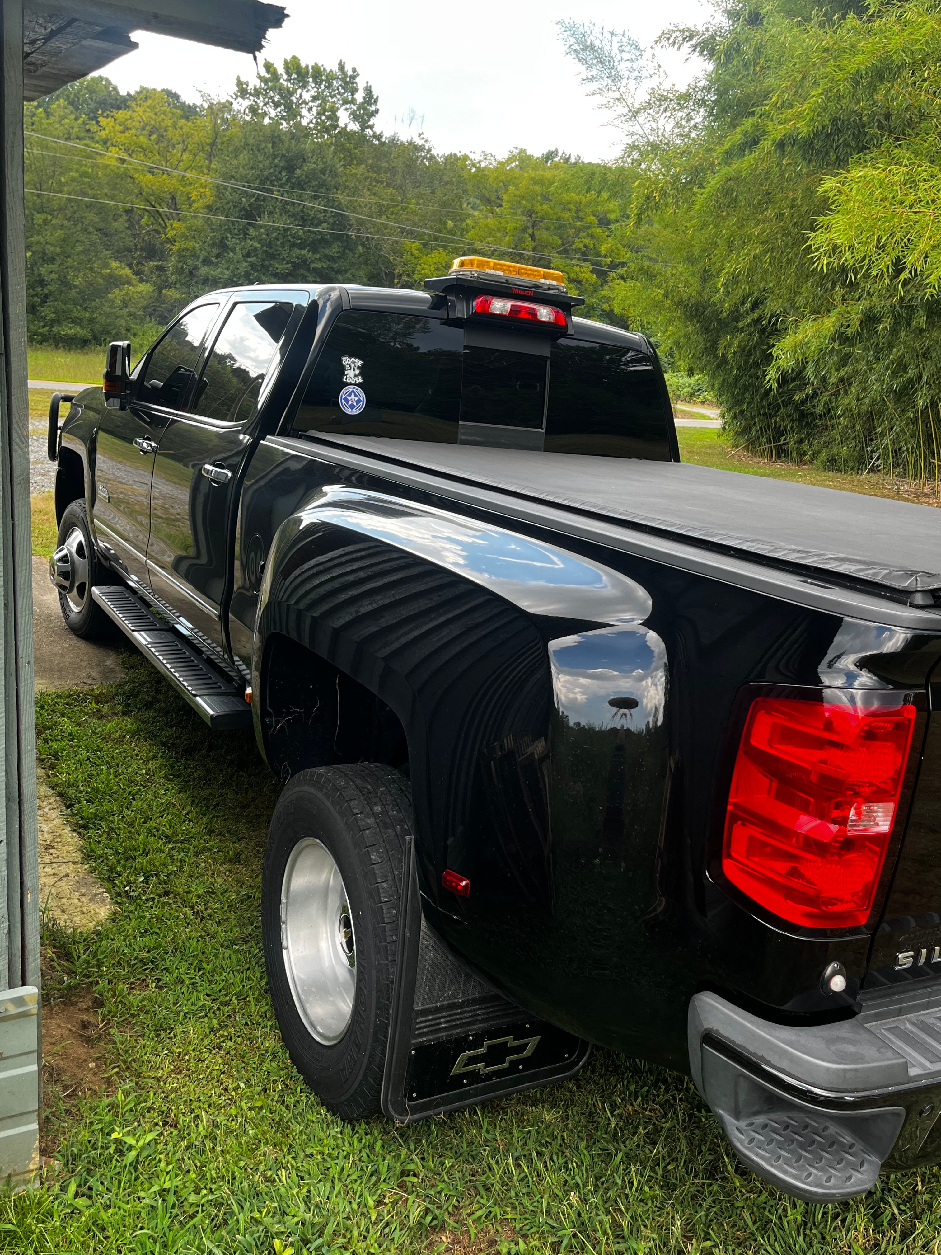 Used 2018 Chevrolet Silverado 3500 LTZ w/ Duramax Plus Package AWD/4WD image 8