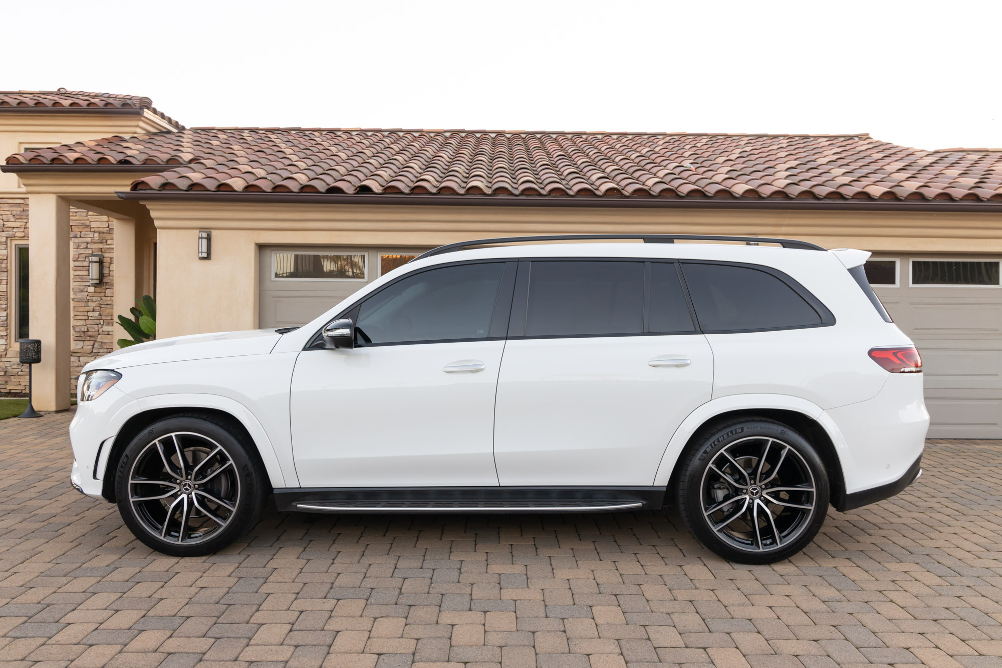 Used 2020 Mercedes-Benz GLS 580 4MATIC image 6
