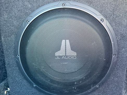 Used 2015 Volkswagen Passat TDI SEL Premium image 9