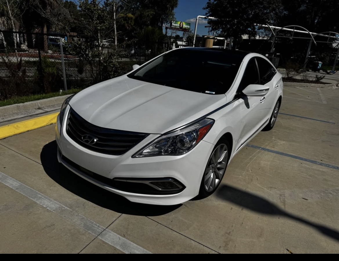 Used 2017 Hyundai Azera Limited FWD image 4