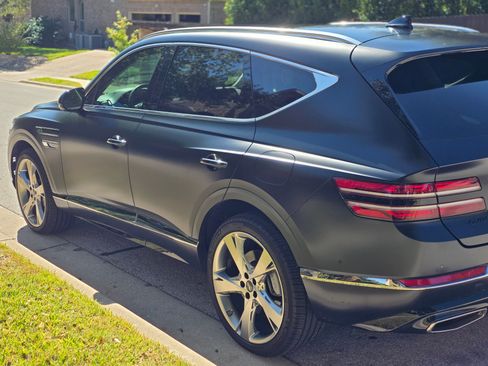 Used 2024 Genesis GV80 2.5T w/ Prestige Package image 5