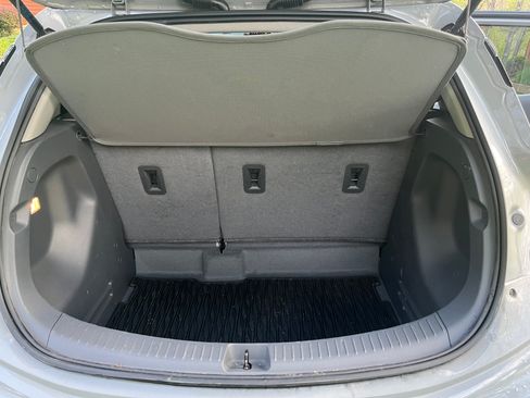 Used 2020 Chevrolet Bolt LT FWD image 16