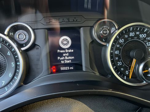 Used 2020 RAM 1500 Big Horn image 15