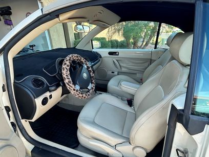 Used 2007 Volkswagen Beetle Convertible w/ Package 1