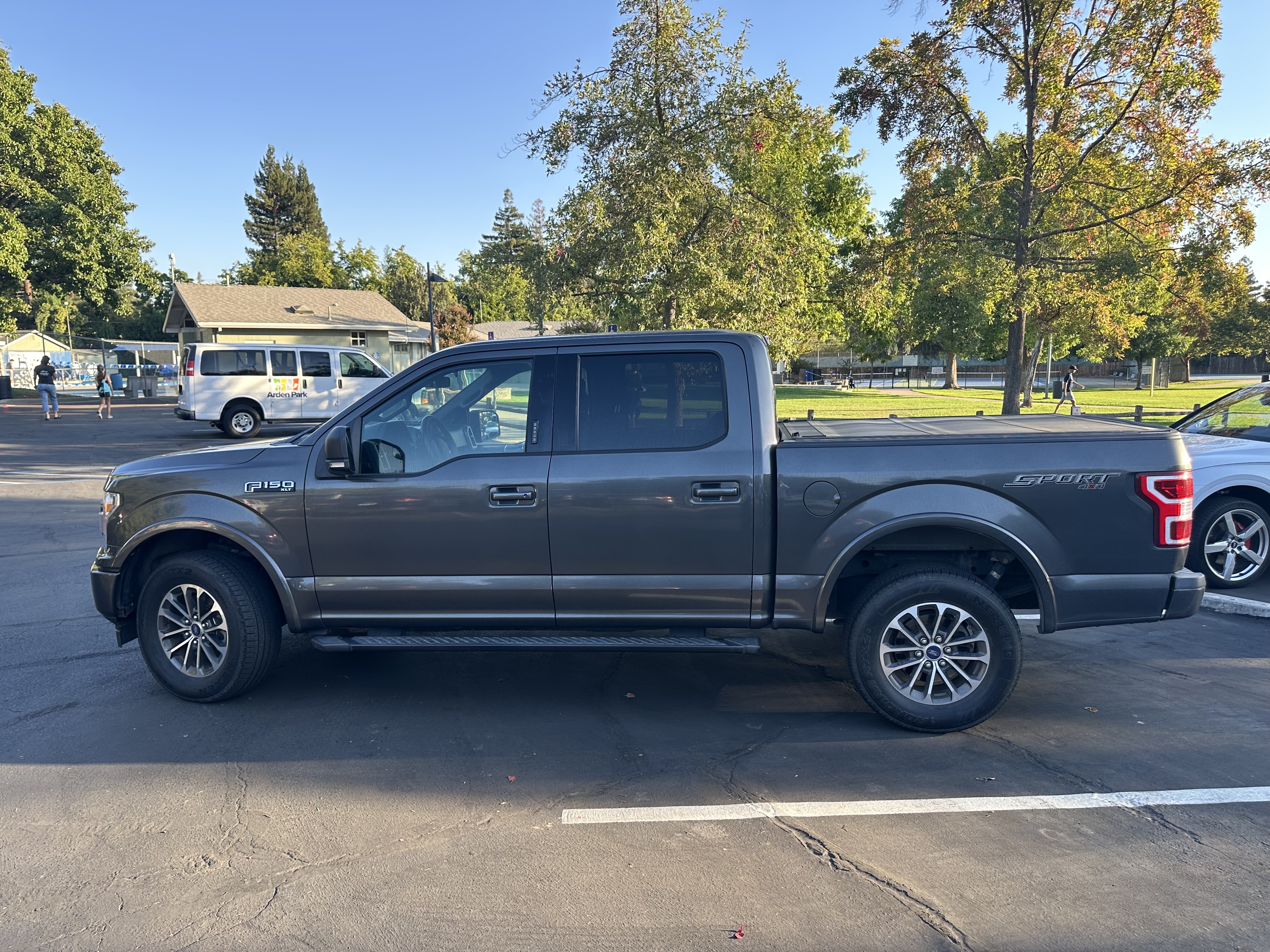 Used 2018 Ford F150 XLT w/ Equipment Group 302A Luxury AWD/4WD image 1