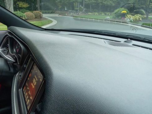 Used 2015 Dodge Challenger SRT Hellcat image 21