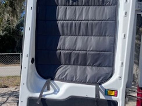 Used 2020 Ford Transit 150 Medium Roof image 10