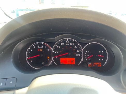 Used 2012 Nissan Altima 2.5 S w/ 20th Anniversary Pkg image 9