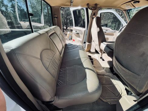 Used 1999 Ford F350 4x4 Crew Cab DRW Super Duty image 9