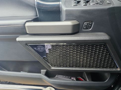 Used 2022 Ford F350 Platinum w/ Tremor Off-Road Package image 2