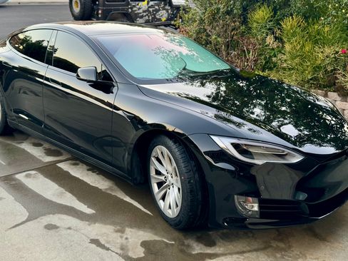 Used 2017 Tesla Model S 75D image 6