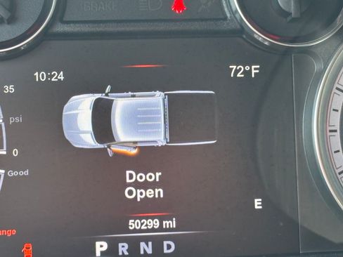 Used 2018 RAM 2500 Laramie w/ Sport Appearance Group image 23