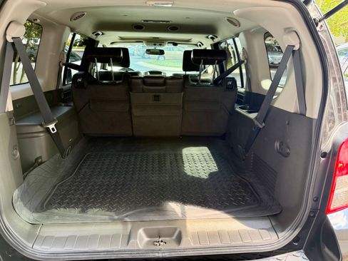 Used 2011 Nissan Pathfinder LE w/ Navigation Pkg AWD/4WD image 10