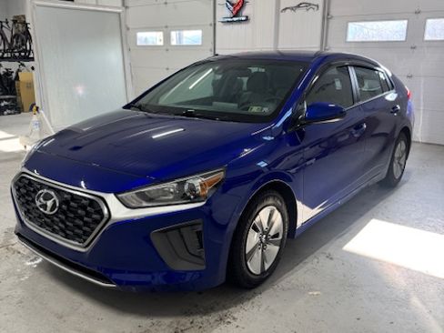 Used 2022 Hyundai Ioniq Blue image 2