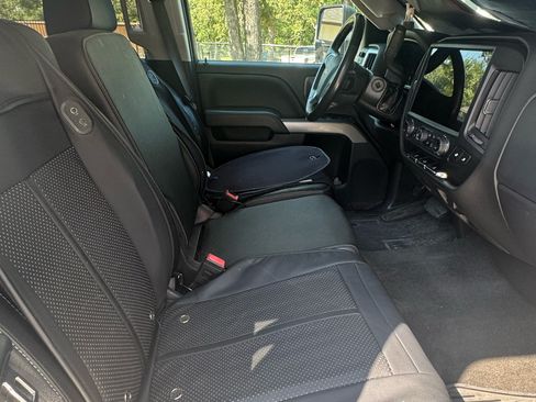 Used 2018 Chevrolet Silverado 2500 LT w/ All Star Edition image 8