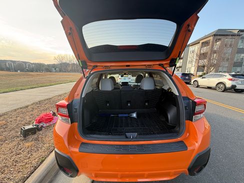 Used 2020 Subaru Crosstrek 2.0i Premium w/ Moonroof Package 2 image 5