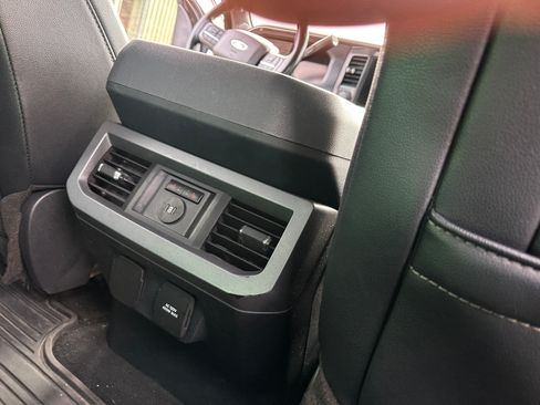 Used 2023 Ford F450 Lariat w/ Lariat Ultimate Package AWD/4WD image 8