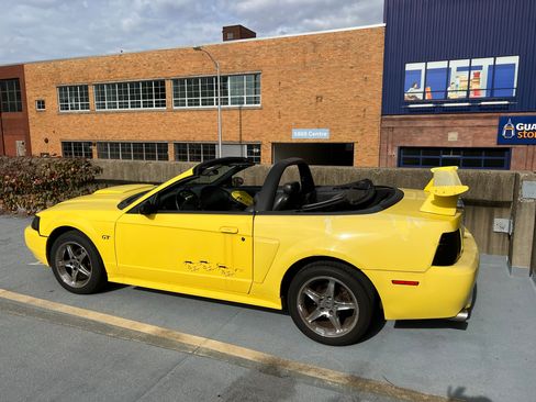 Used 2001 Ford Mustang GT image 19