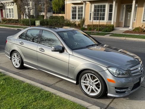 Used 2012 Mercedes-Benz C 250 Sedan image 1