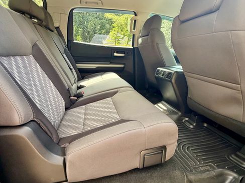 Used 2020 Toyota Tundra SR5 w/ TRD Off-Road Package AWD/4WD image 20