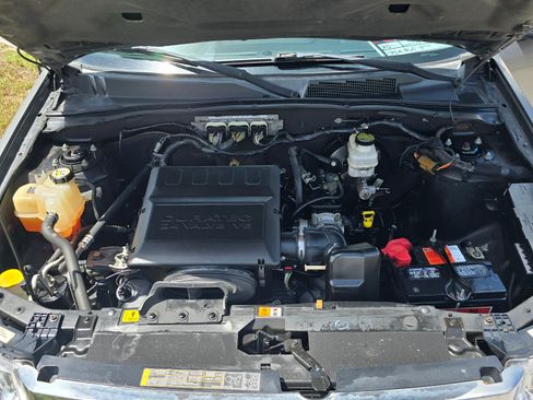 Used 2011 Ford Escape Limited w/ 302A Rapid Spec Order Code image 12