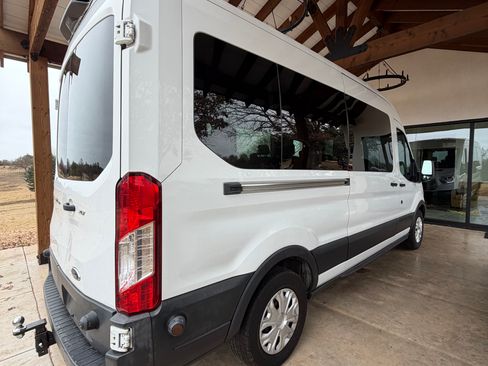 Used 2018 Ford Transit 350 XLT image 5