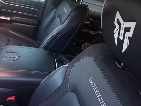 Used 2024 RAM 1500 Laramie image 12