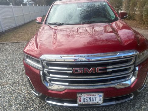 Used 2023 GMC Acadia SLE w/ Driver Convenience Package image 15