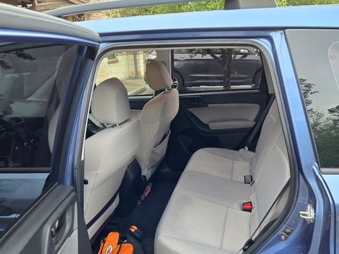 Used 2018 Subaru Forester 2.5i w/ Alloy Wheel Package image 14