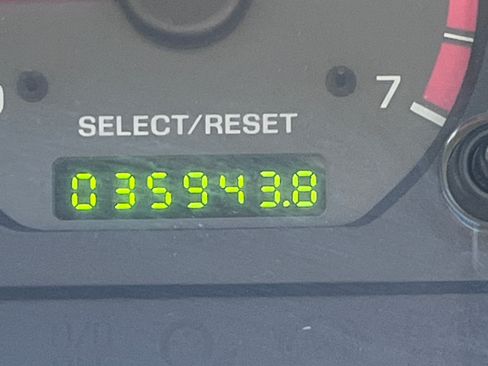 Used 2001 Ford Mustang Coupe RWD image 14