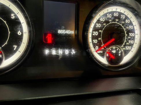 Used 2016 RAM 1500 Tradesman image 9