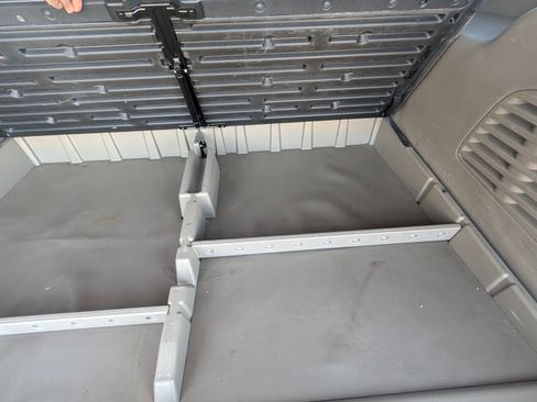 Used 2015 Chevrolet Suburban LTZ image 15