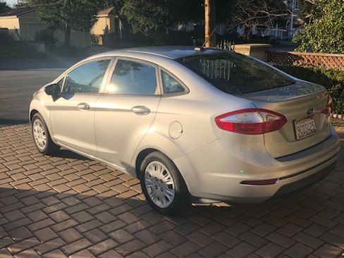 Used 2014 Ford Fiesta S image 4