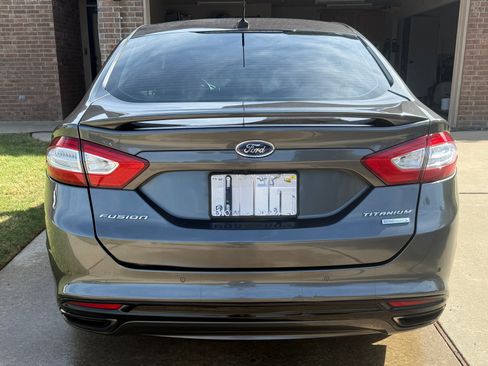 Used 2016 Ford Fusion Titanium image 5