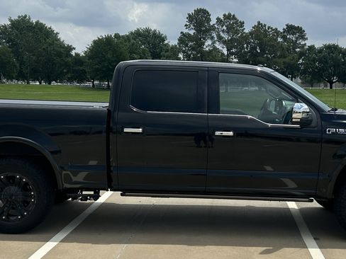 Used 2015 Ford F150 Platinum w/ Equipment Group 701A Luxury image 5