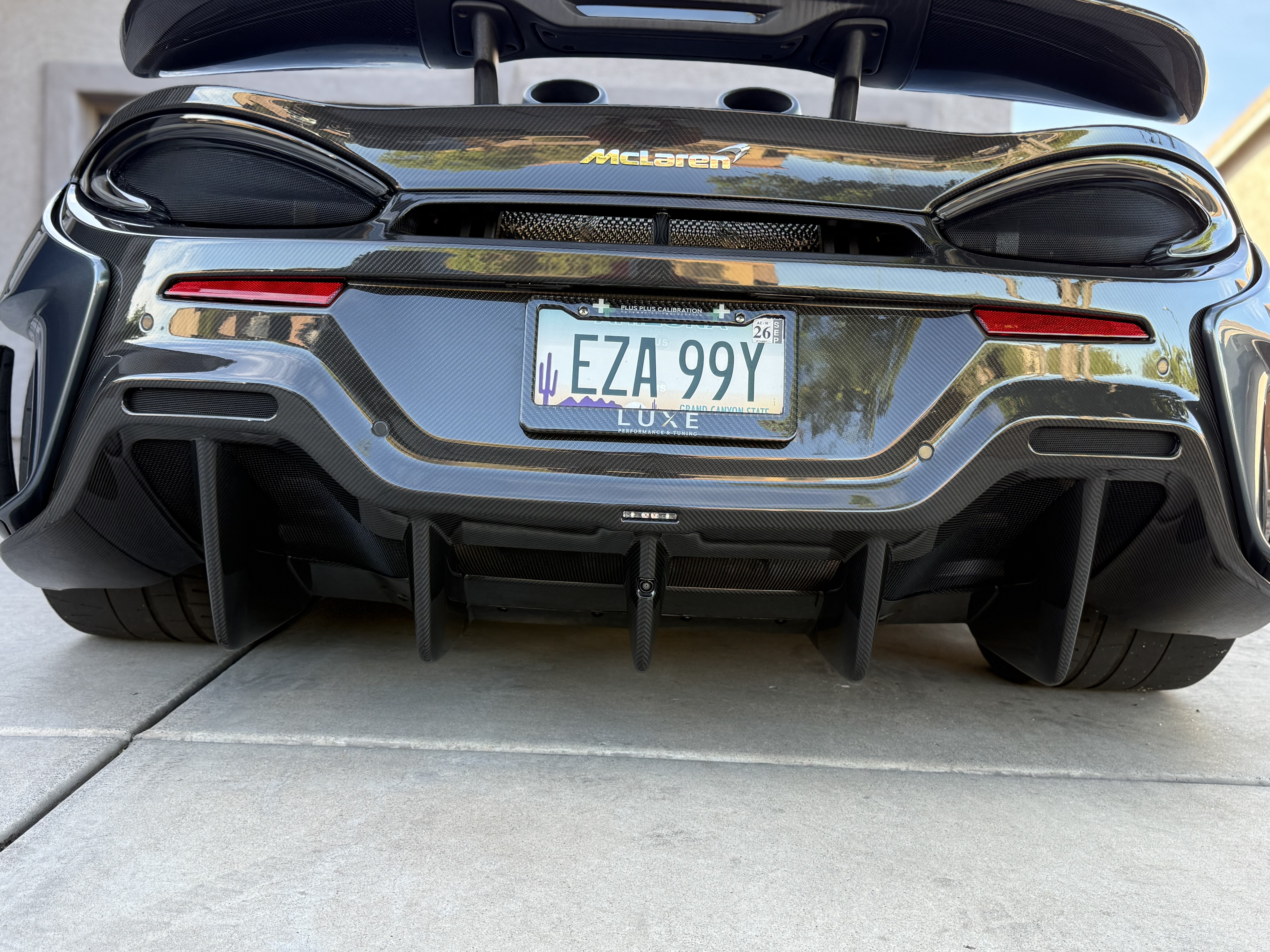 Used 2020 McLaren 600LT Spider RWD image 22