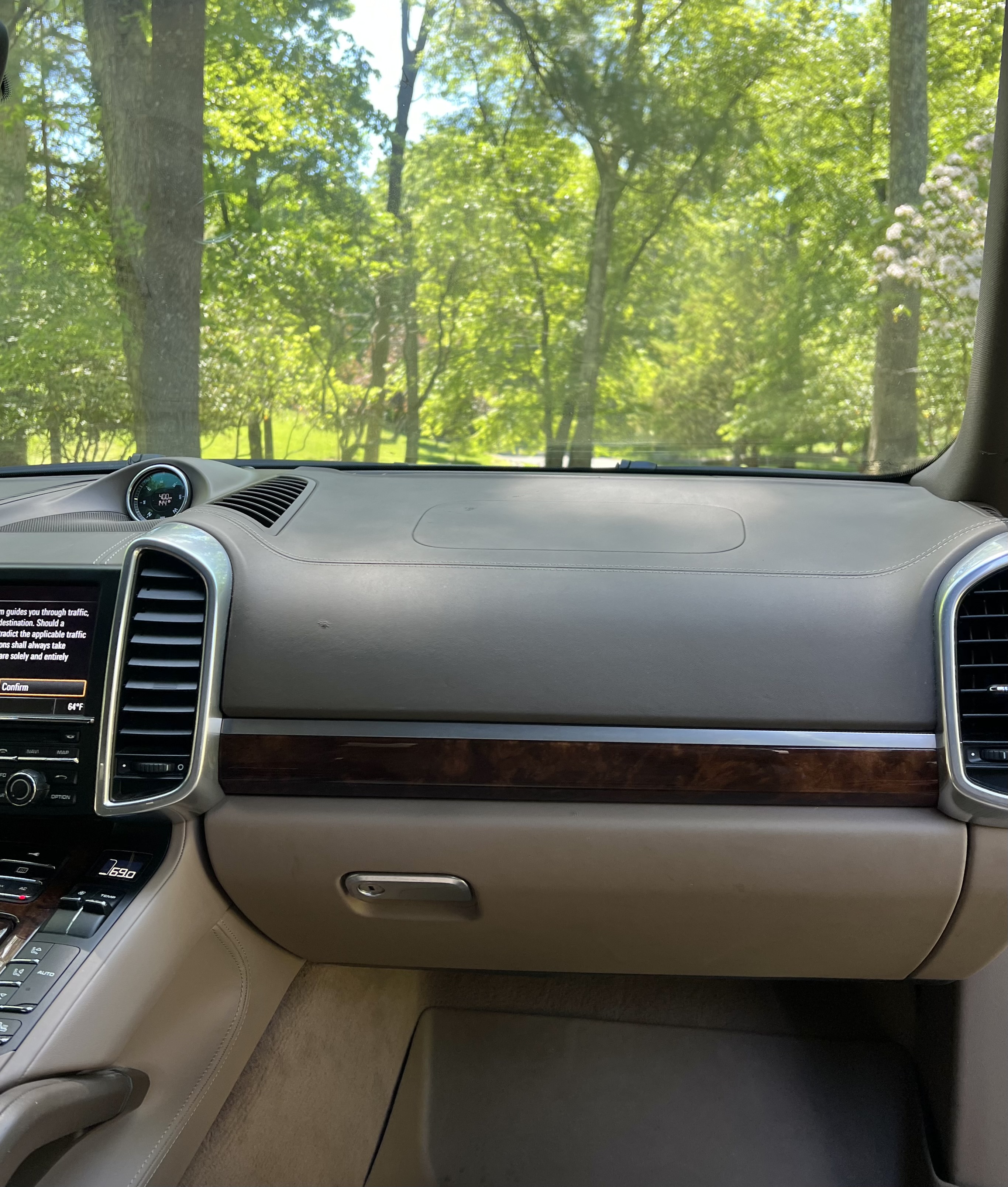 Used 2011 Porsche Cayenne S AWD/4WD image 17