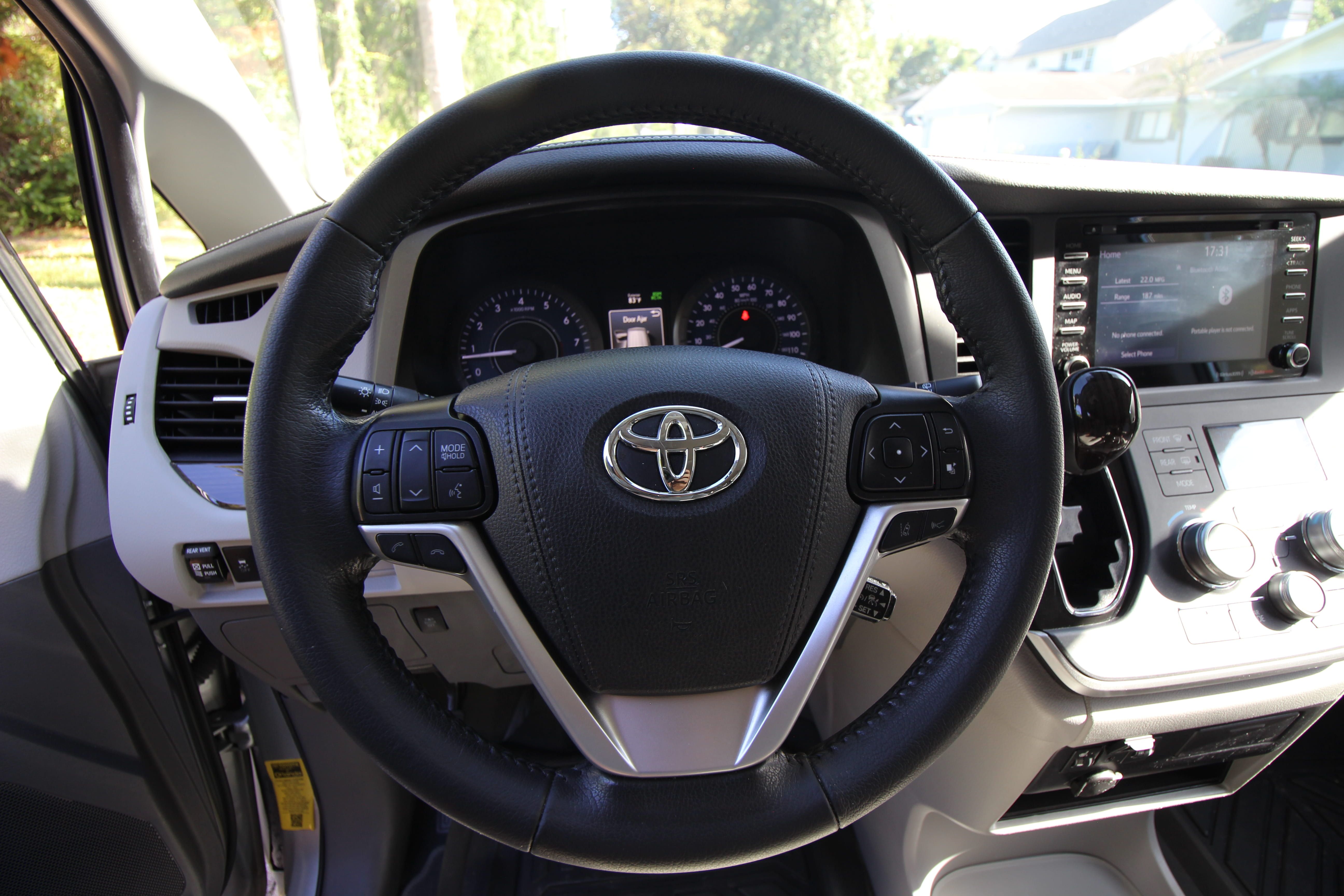 Used 2020 Toyota Sienna XLE FWD image 10