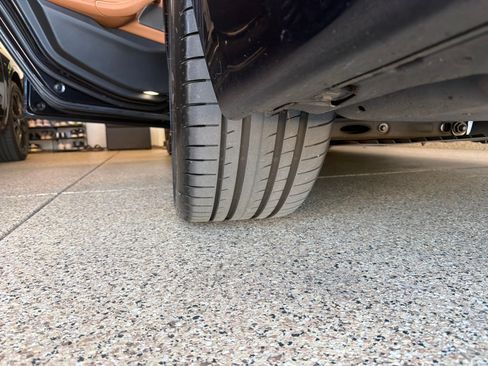 Used 2022 BMW M550i xDrive w/ Premium Package image 4